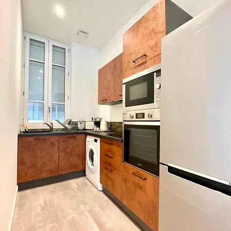 Apartment *palmier* : Entre Parcs Et Centre Vichy