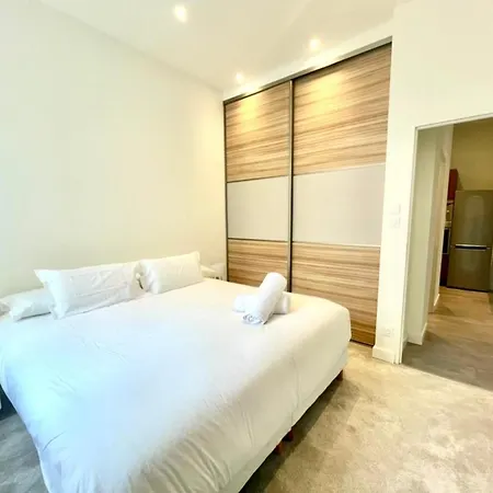 Apartment *palmier* : Entre Parcs Et Centre